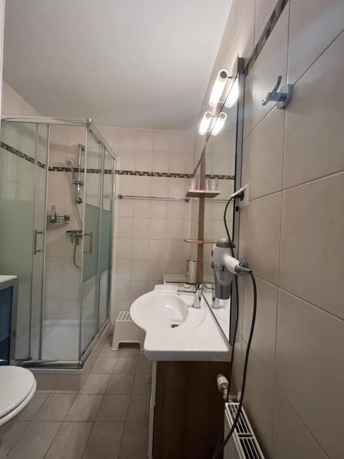 Kaernten Ossiacher See Apartment Zwei Zimmer Ferienwohnung Direkter Seezugang Strand Beheizte Schwimmhalle Bodensdorf Εξωτερικό φωτογραφία